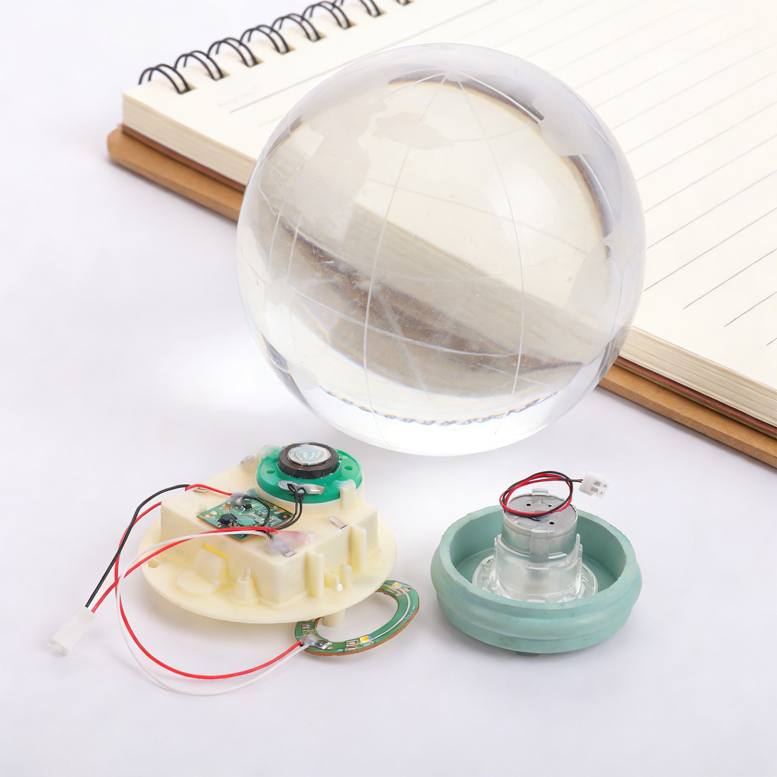 ชุดประกอบลูกโลกหิมะ DIY พร้อมก - Snow Globe Musical บทวิจารณ์และราคา
